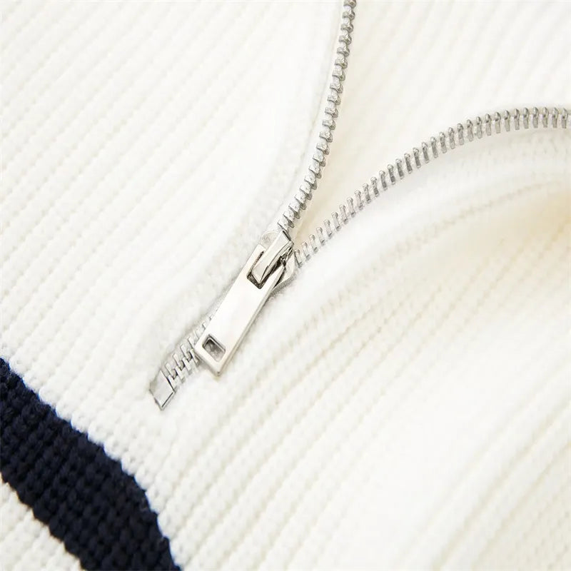 Savrani™ - Pull zippé en laine douce